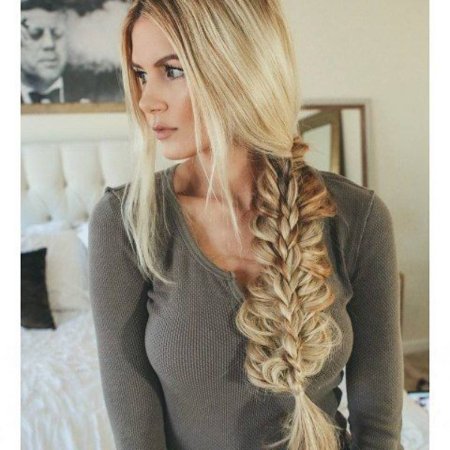 Красивые блондинки с косами