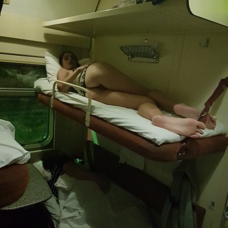 Голые девчонки в плацкарте