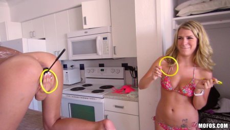 Эротический сюрприз ню