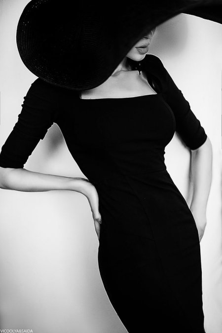 Левушка в черном поатье