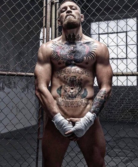 МАКГРЕГОР Коннор голый