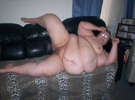 Голые толстые старушки