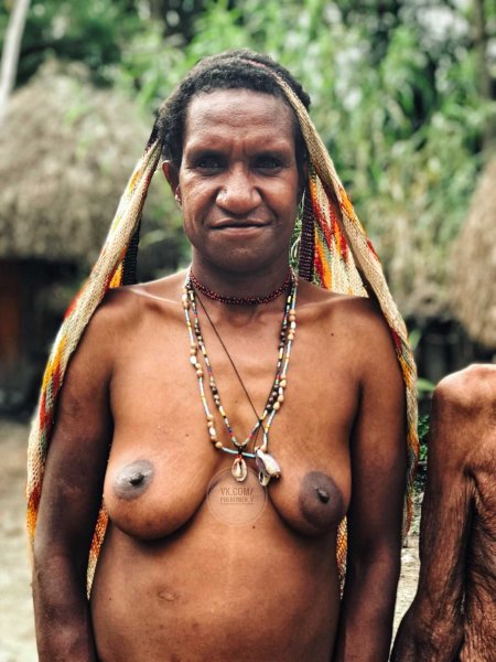 Красивые голые папуаски