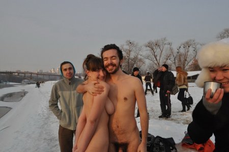 Крещенские купания голышом