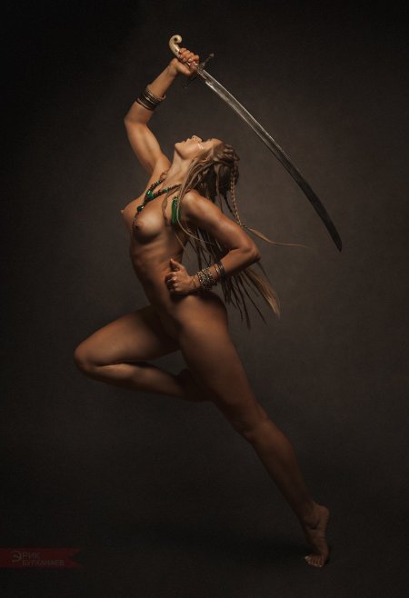 Зена Королева воинов амазонки сиськи