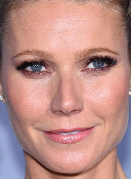 Эмма Стоун нависшее веко