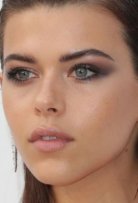 Макияж с нависшим веком