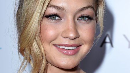 Джиджи хадид нависшее веко