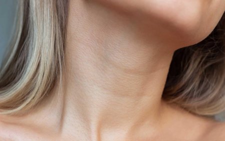 На шее кольца венеры