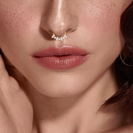 Пирсинг в нос