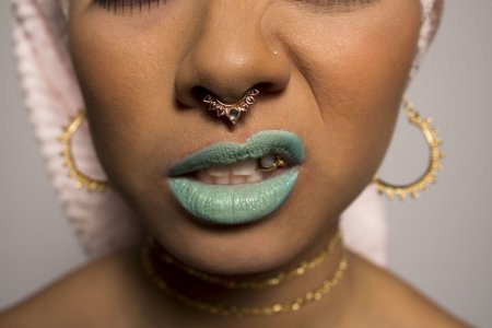 Рианна пирсинг