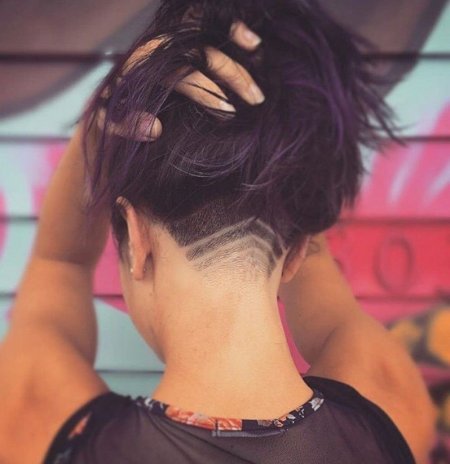 Пикси каре с выбритым затылком