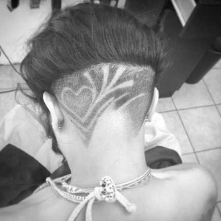 Выбритый затылок узоры