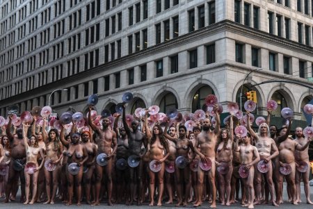 Spencer Tunick фото