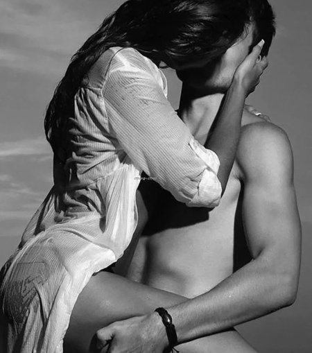 Страстные объятия