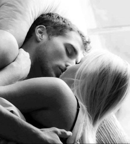 Нежное объятие