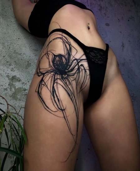 Татуировка на бедре женская