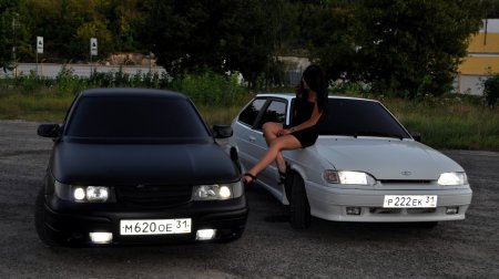 Ваз 2114 белая и ваз 2112 черная