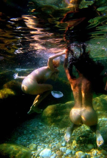 Подводные съемки голых