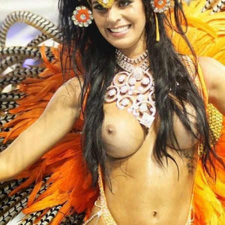 Андреа мартинс бразилия карнавал голые