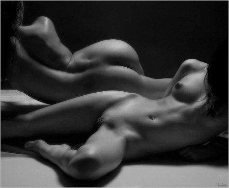 Красивые эротические женщины