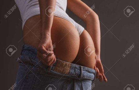 Красивая попка девушки