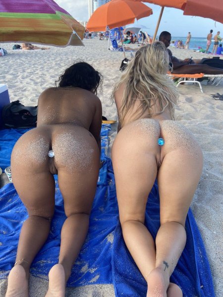 Пляж для голых