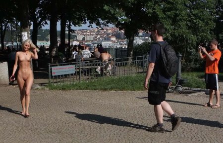 Публичное обнажение