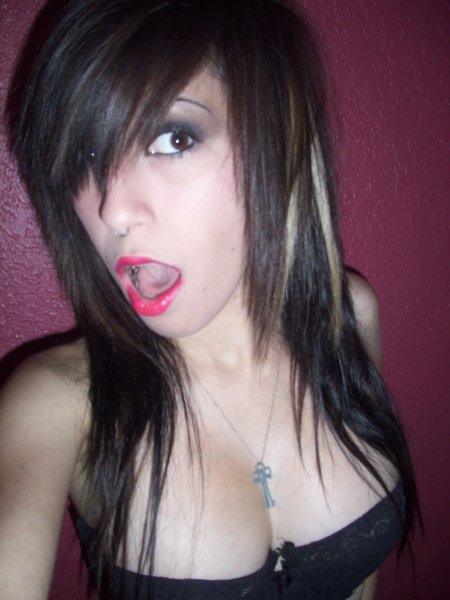 Эмо девушка