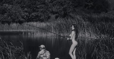 Девушка на рыбалке