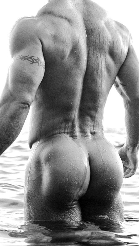 Красивая мужская задница