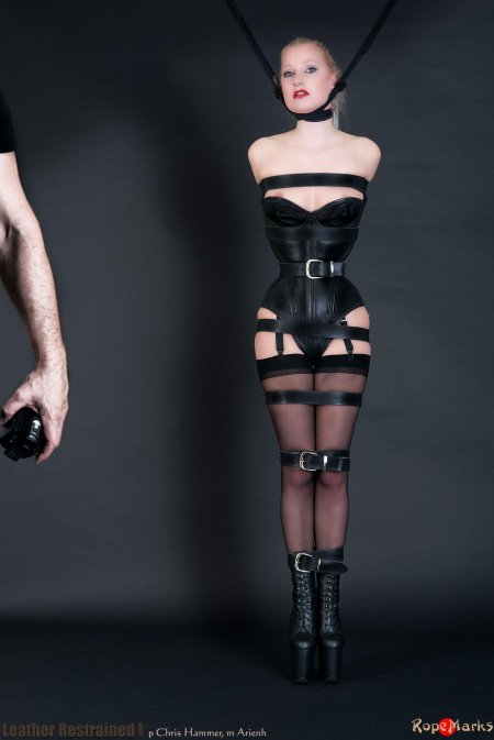 Корсет бдсм