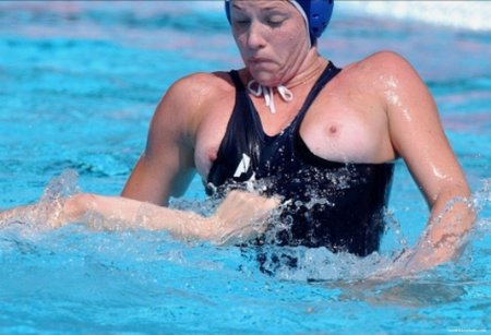 Water polo nip slip