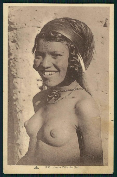 Голые старые арабские женщины