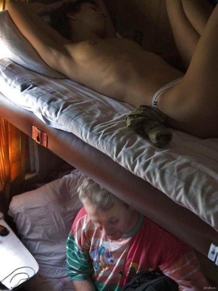 Голые в поезде подсмотренное
