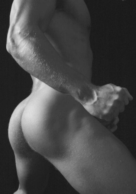 Красивые мужские задницы