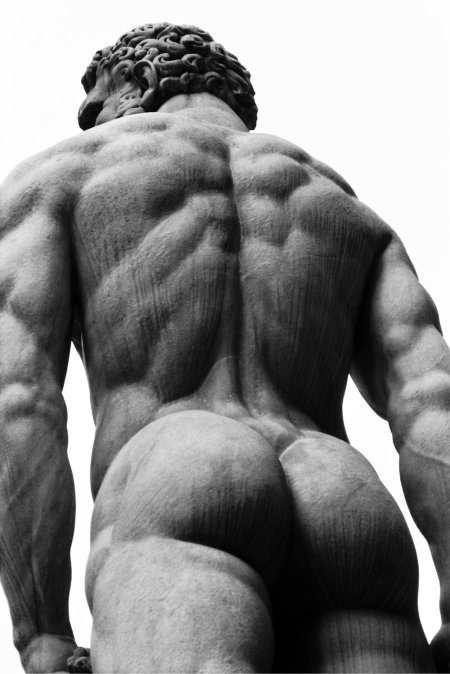 Греческая скульптура мужчины