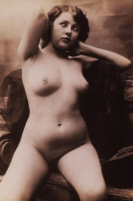 Голые женщины прошлого века