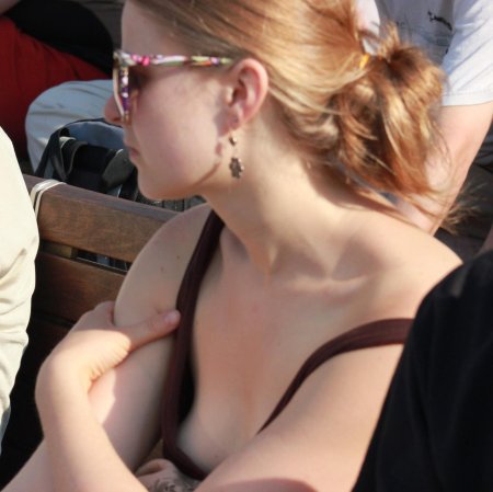 Засветила соски