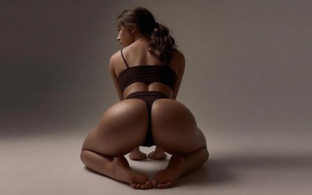 Девушки с красивой попой ню