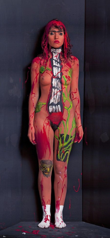 Эротичные фрики девушки