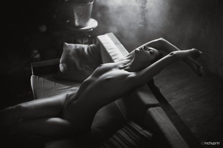 Максим чуприн фотограф ню