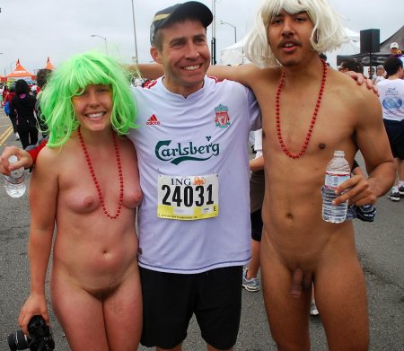 Голые футболисты