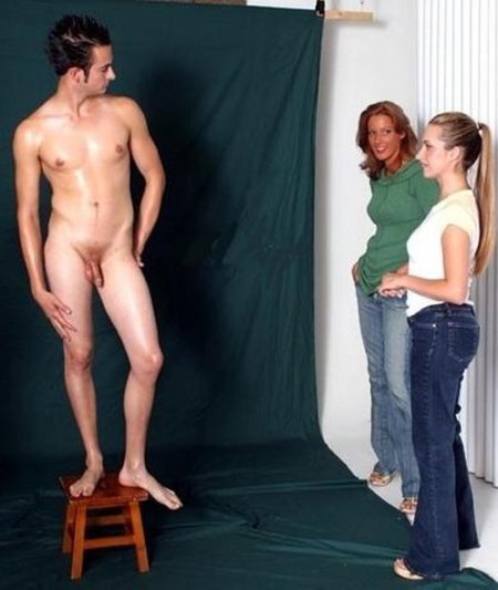 Раздетые мужчины и женщины