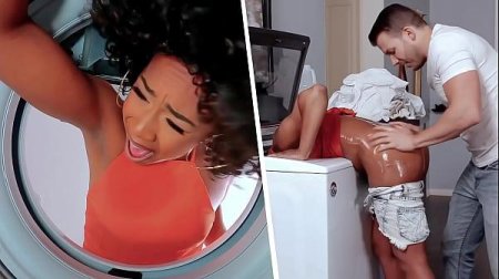 Девушка застряла в стиралке