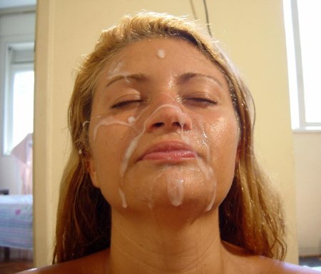 Обкончал лицо девушке на улице