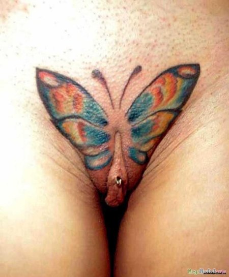 Бабочка татуировка