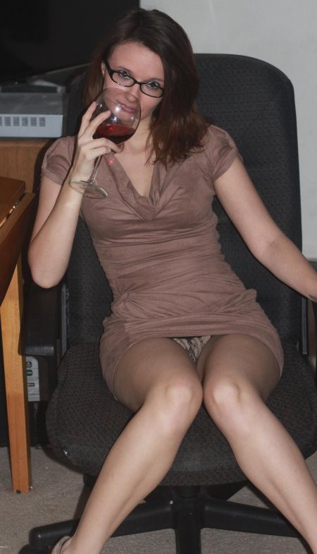 Под юбкой у зрелых женщин