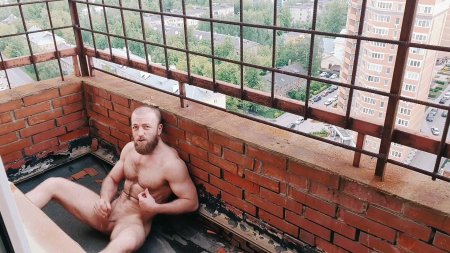 На балконе порно