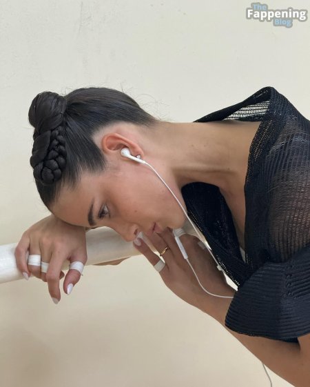 Стильная прическа